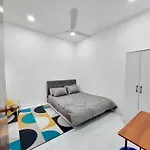 NAJHAN HOMESTAY : Berehat macam kek ghumah yo.