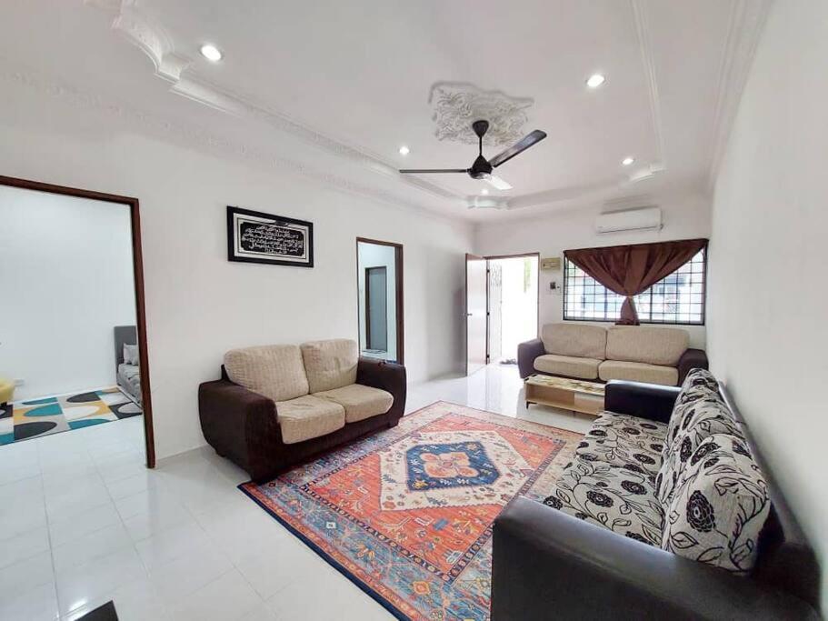 Rumah percutian Najhan Homestay : Berehat Macam Kek Ghumah Yo. *